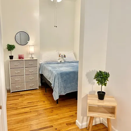 Spacious 2 Bedroom In East Village Nyc